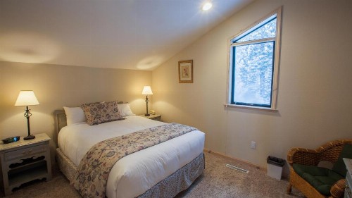 1620 Deer Path - image 9