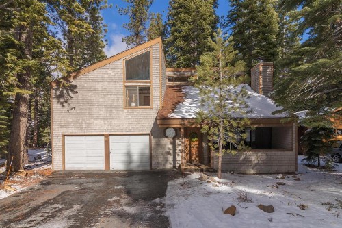 Northstar Mountain Getaway by Tahoe Truckee Vacation Propert - image 1
