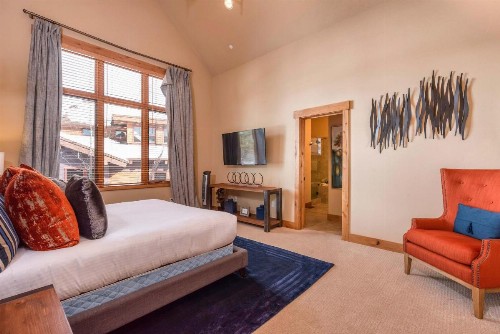 Sagebrush Home Home - image 7