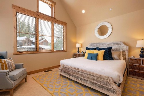 Sagebrush Home Home - image 8