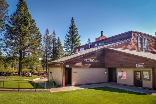 The Acorn House - image 3