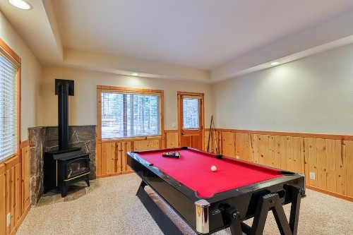 Inviting Comfortable Mountain Home - image 11