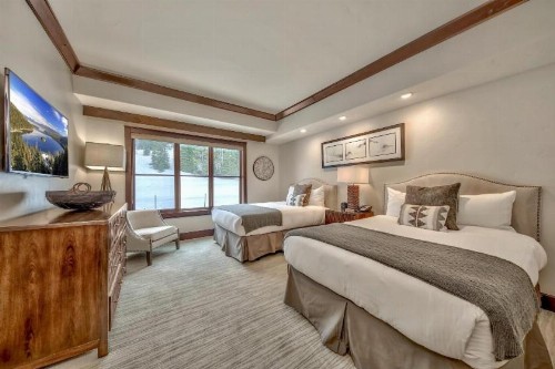 Constellation Residences - image 10