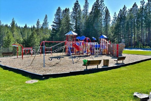 Pinnacle Panoramic View by Tahoe Truckee Vacation Properties - image 5