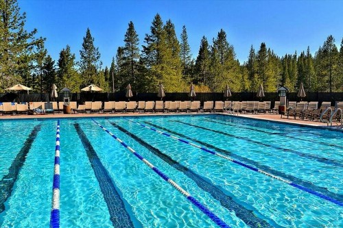 Pinnacle Panoramic View by Tahoe Truckee Vacation Properties - image 7