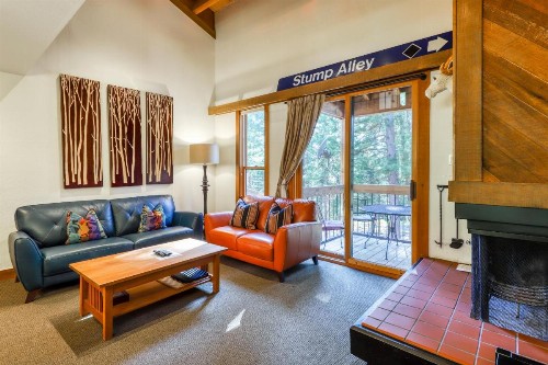 Comfortable and Functional Gold Bend Condo - image 10