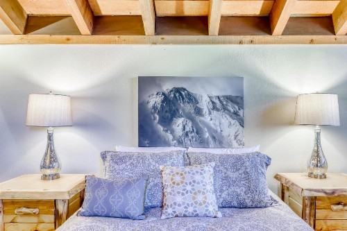 Northstar Condo with Forested Views - image 10