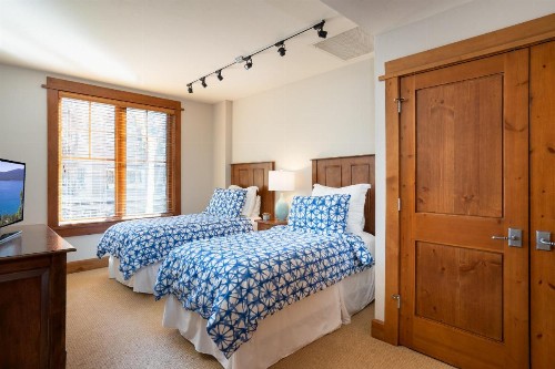 Luxury 3BD Village at Northstar Residence - Iron Horse North 204 - image 11
