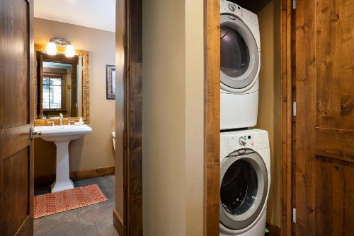 Luxury Old Greenwood 3BD Villa - Villa 12. Comes w/ Free Grocery Delivery! - image 24