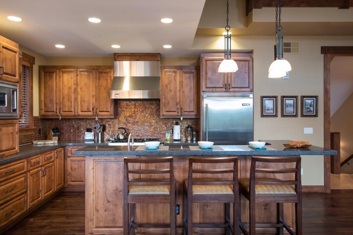 Luxury Village at Northstar Residence - Private Hot Tub! - Village Walk 7225 - image 4
