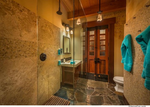 Stunning Big Springs Residence with Private Hot Tub! - Gray Wolf Northstar - image 8