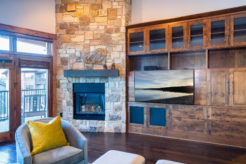 Luxury 3BD Village at Northstar Residence w/ Ski Valet - Northstar Lodge 404 - image 16