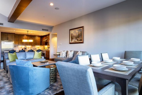 Luxury 3BD Village at Northstar Residence w/ Ski Valet - Northstar Lodge 404 - image 18