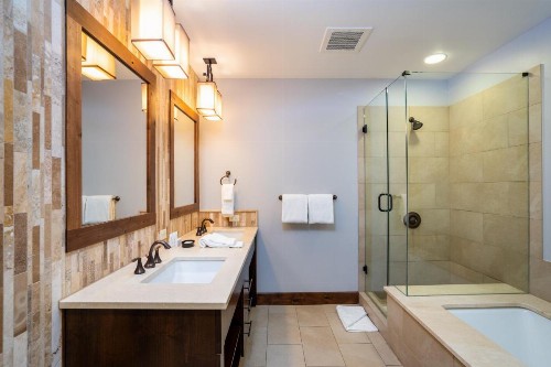 Luxury 3BD Village at Northstar Residence w/ Ski Valet - Northstar Lodge 404 - image 28