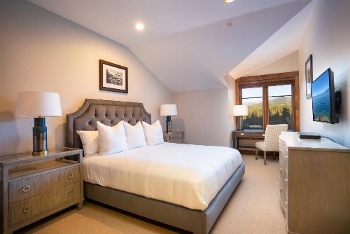 Luxury 3BD Village at Northstar Residence w/ Ski Valet - Northstar Lodge 404 - image 29