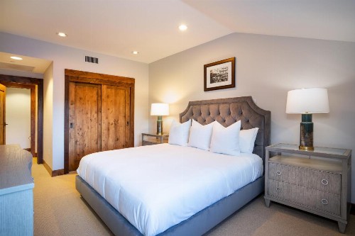 Luxury 3BD Village at Northstar Residence w/ Ski Valet - Northstar Lodge 404 - image 31