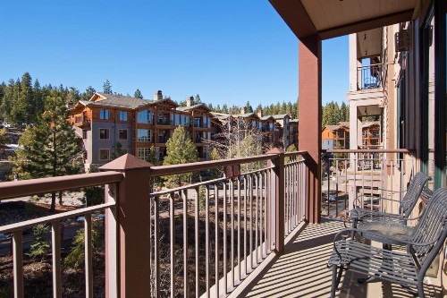 Luxury 2BD Village at Northstar Residence - 306 Iron Horse South - image 2