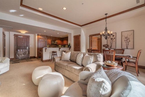 Ski-in/Ski-out Village at Northstar Residence! - 310 Iron Horse South - image 13
