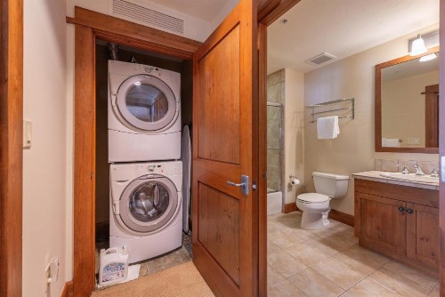 Ski-in/Ski-out Village at Northstar Residence! - 310 Iron Horse South - image 32