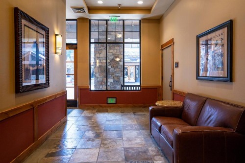 2 Bedrooms w/ Large Loft + 2.5 Baths - Sleeps 8. Free Grocery Delivery! - image 40