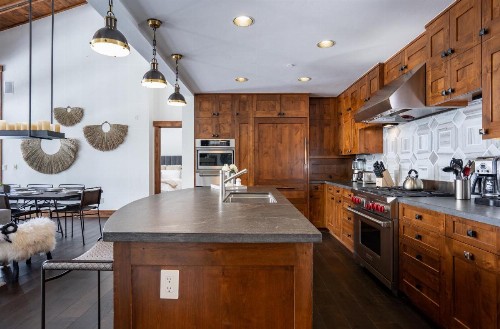 Luxury 4BD True Ski-In/Ski-Out Mid-Mountain Residence - Trailside Northstar - image 23