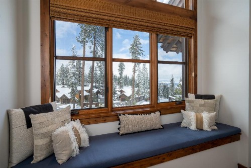 Luxury 4BD True Ski-In/Ski-Out Mid-Mountain Residence - Trailside Northstar - image 29