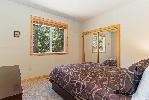 Cedar Chateau - image 8
