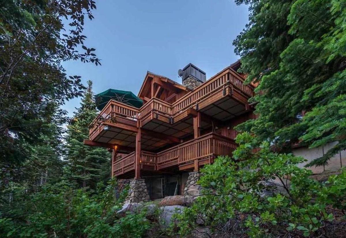 Northstar Palace - image 6