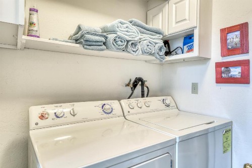 Spike's Place - image 10