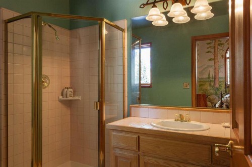 Pine View Lodge by Tahoe Mountain Properties - image 12