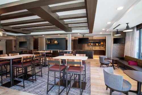 SpringHill Suites by Marriott Truckee - image 22