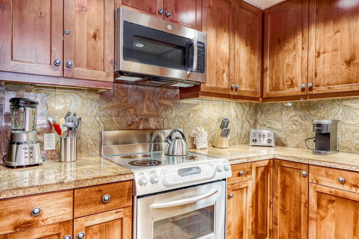 Northstar Village #410 - image 6