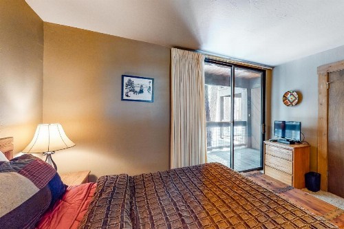 Aspen Grove Getaway - image 11