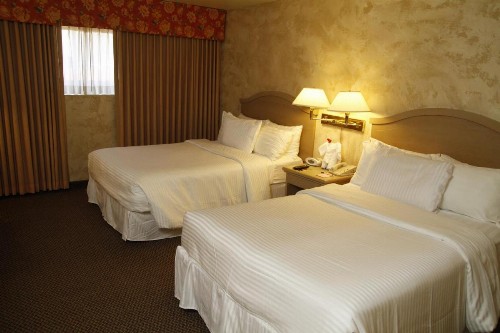 Ramada by Wyndham Viscount Suites Tucson East - image 19