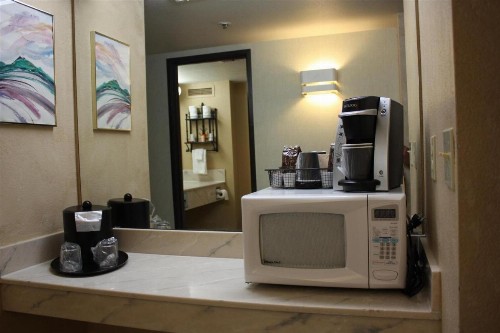 Ramada by Wyndham Viscount Suites Tucson East - image 30