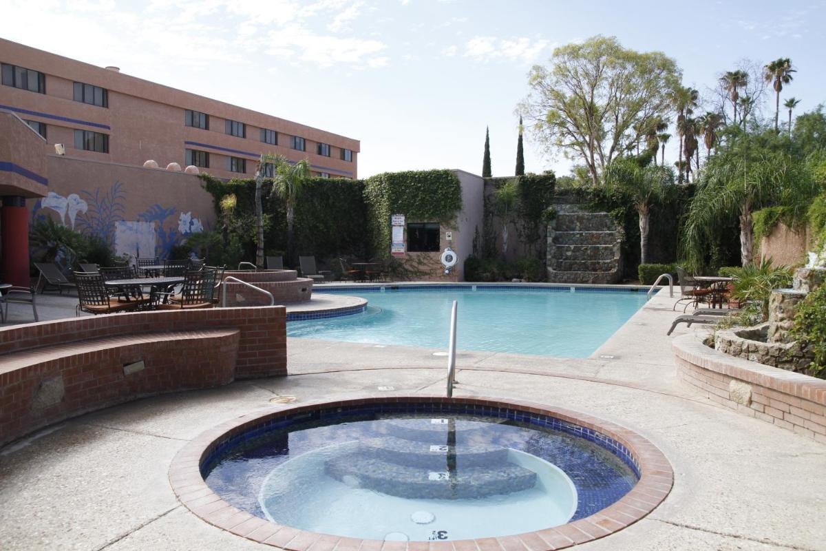 Ramada by Wyndham Viscount Suites Tucson East - image 7
