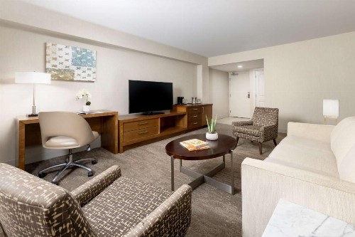 Hilton Tucson East - image 15