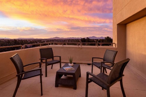 Hilton Tucson East - image 17