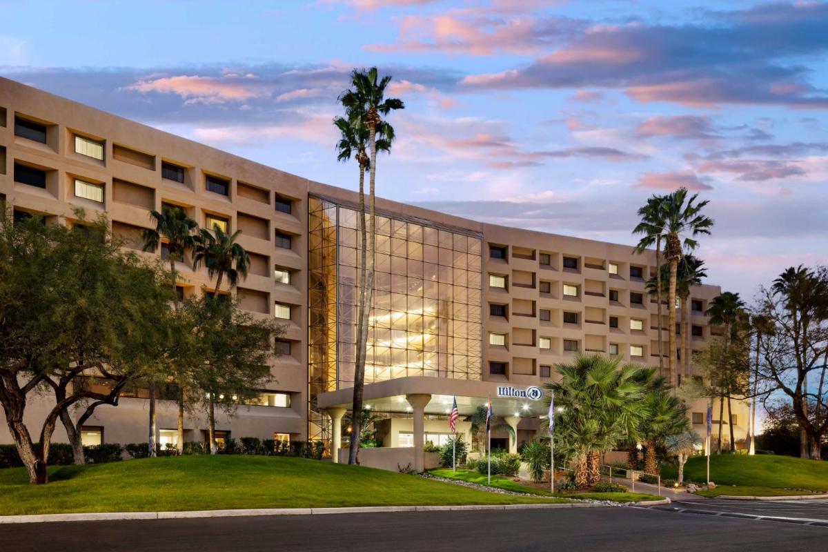 Hilton Tucson East - image 2