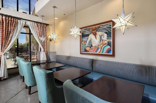 Hampton Inn & Suites Tucson Mall - image 27