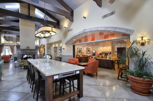 Hampton Inn & Suites Tucson Mall - image 39