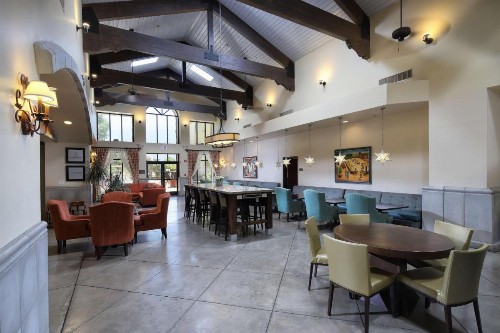 Hampton Inn & Suites Tucson Mall - image 9