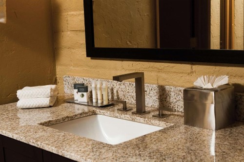 DoubleTree Suites by Hilton Tucson-Williams Center - image 38