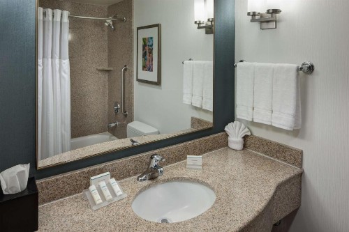 Hilton Garden Inn Tucson Airport - image 20