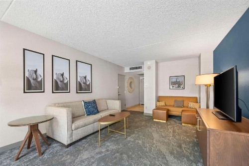 DoubleTree by Hilton Tucson-Reid Park - image 19