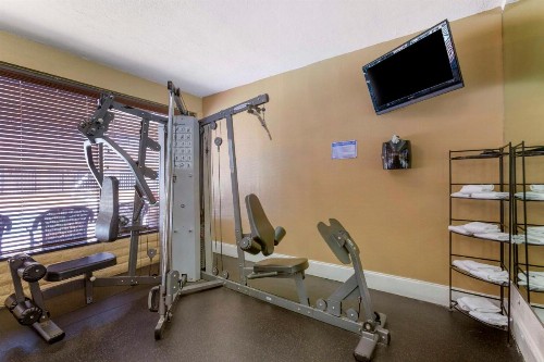 Best Western Royal Sun Inn & Suites - image 30