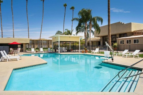 Ramada by Wyndham Tucson - image 25