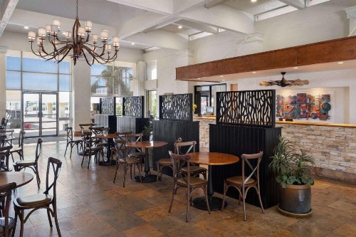 Ramada by Wyndham Tucson - image 41