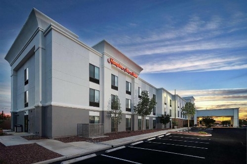 Hampton Inn & Suites Tucson East - image 17