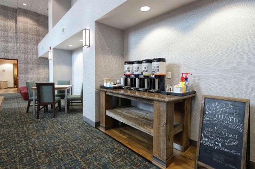 Hampton Inn & Suites Tucson East - image 23